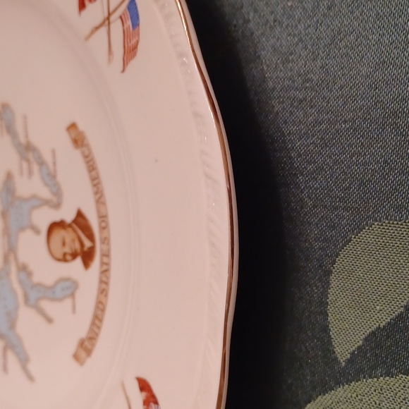 Vintage Queen Elizabeth 1959 St Lawrence Seaway Commemorative Plate - Picture 4 of 7